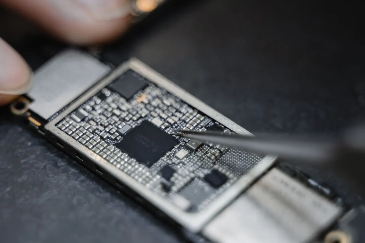KL Phone Repair Experts